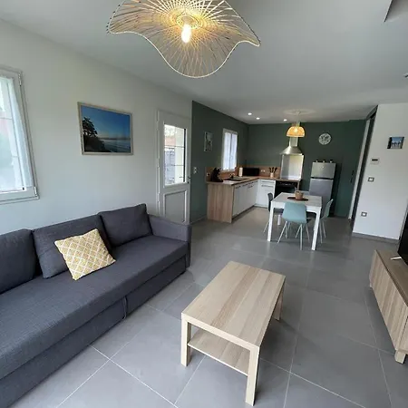 Les Mondaines-les Tourterelles 法威雷斯